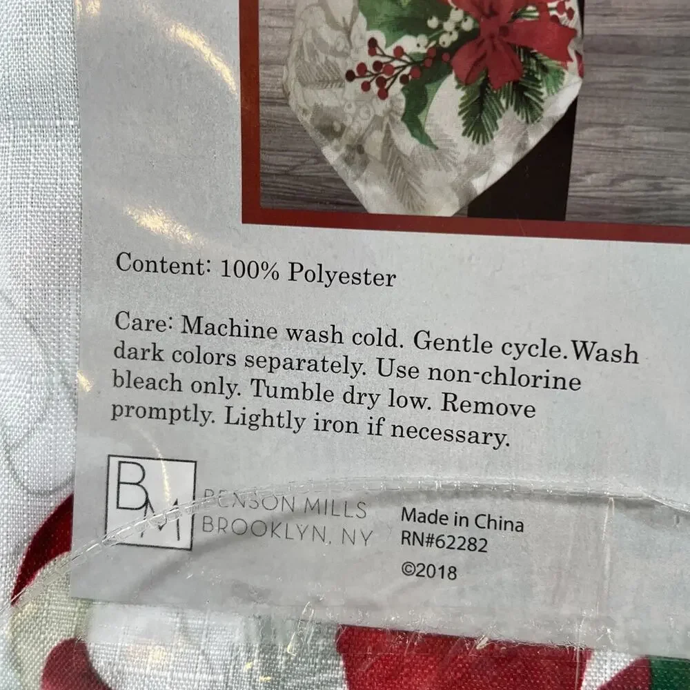 Candy Cane Lane Textured Print Tablecloth 100% Polyester Oblong 52
